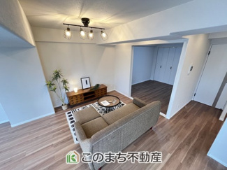 【居間・リビング】 | プレシーン野木ハイライズ | リフォームで素敵な空間に生まれ変わりました☆