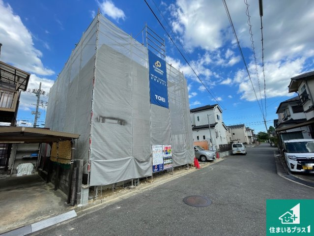 近江八幡市緑町　第2期　新築一戸建ての前面道路含む現地写真|周辺は落ち着いた街並みの住宅地！子育てがしやすい住環境です！まだ未完成ですが、現地でしかわからない事もございます。是非一度ご覧ください。