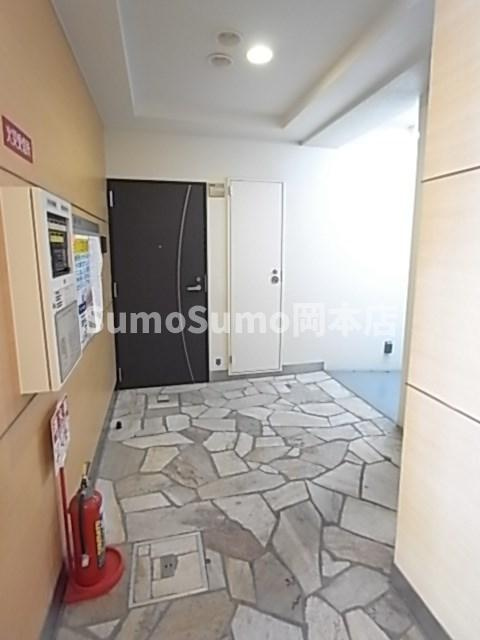 カーサ岡本２丁目のロビー