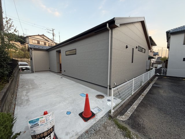 伊勢原市岡崎　新築平屋戸建　全1棟1号棟