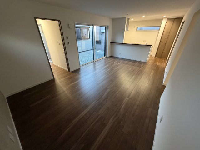 伊勢原市岡崎　新築平屋戸建　全1棟1号棟の居間・リビング