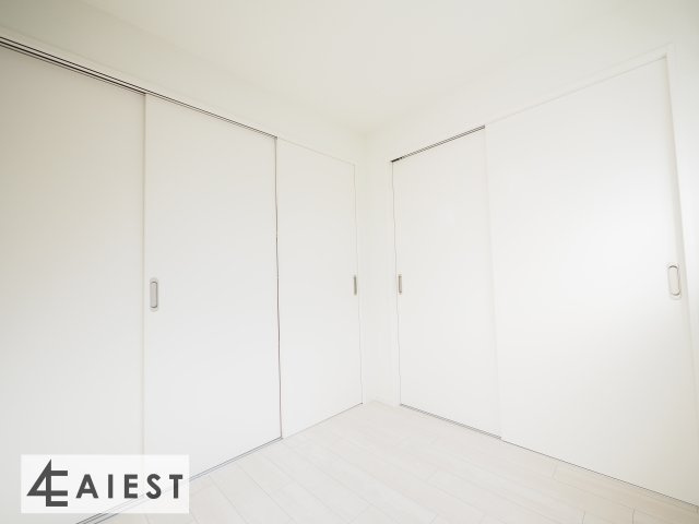 シャルム名古屋Ⅱの寝室