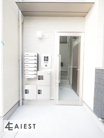 シャルム名古屋Ⅱのエントランス