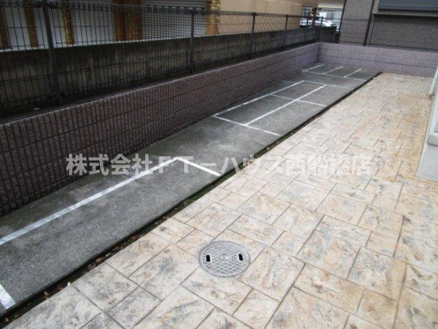 ディアコート Ｍの駐車場|バイク置場