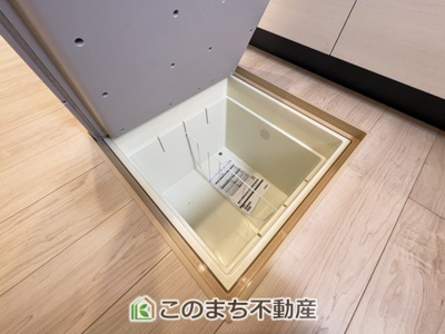 【収納】 | CRADLE GARDEN古河市諸川第9　3 | あると便利な床下収納庫☆