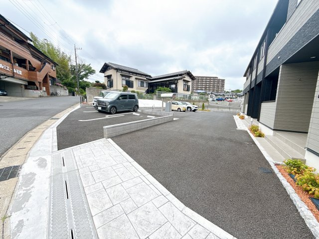 【駐車場】 | ハイグレイス５番館