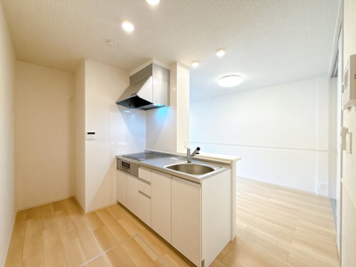 【キッチン】 | ハイグレイス５番館 | ※同物件、同タイプ、間取り反転のお部屋です