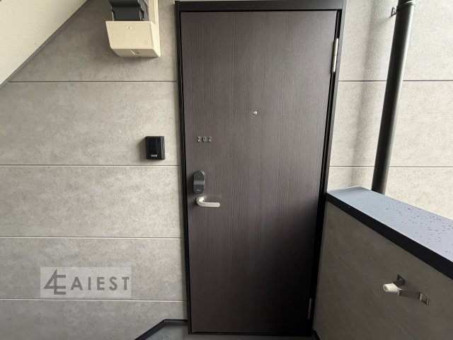 Maison TERA RITAの玄関