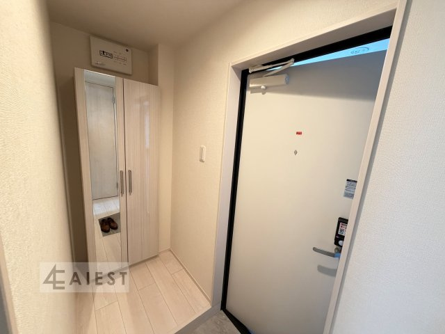 Maison TERA RITAの玄関