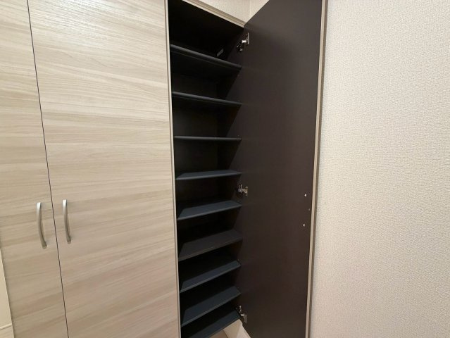 D-ROOM中小阪の収納
