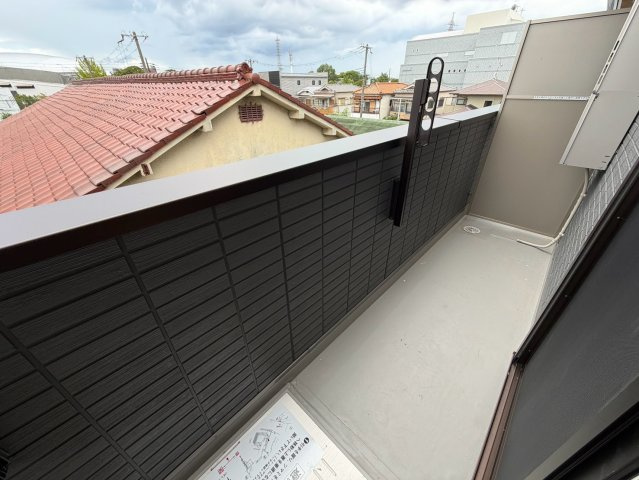 D-ROOM中小阪のバルコニー