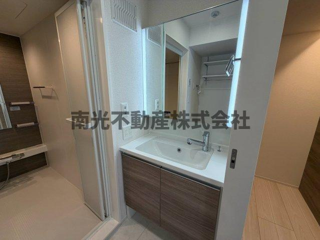 D-ROOM中小阪の洗面所