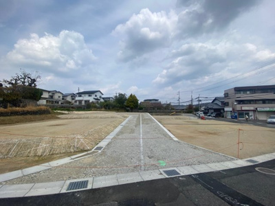 【前面道路含む現地写真】 | 生駒市西菜畑　全６区画