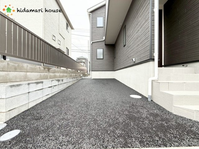 西区プラザ第1　新築戸建　クレイドル01の駐車場