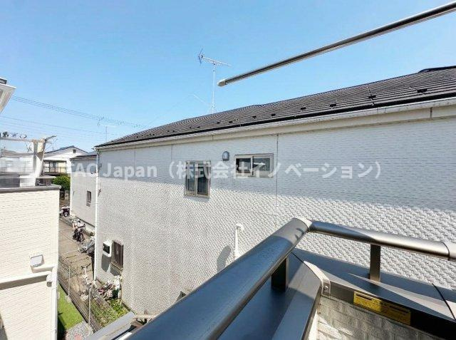 古千谷本町の良邸の展望|広がる空と多様な自然が楽しめるみどりと水に恵まれた舎人公園も徒歩14分、区立古千谷小学校も徒歩3分の好立地。各駅までのバス便（停歩3～4分）もご利用いただけます。
