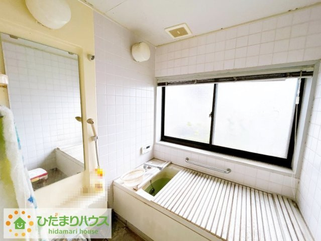 いわき市小名浜字吹松　中古戸建の浴室