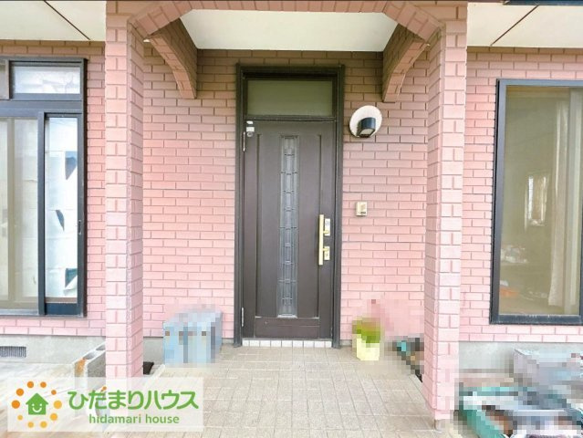 いわき市小名浜字吹松　中古戸建の玄関