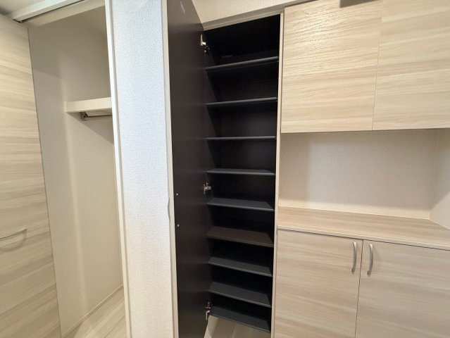 D-ROOM中小阪の収納