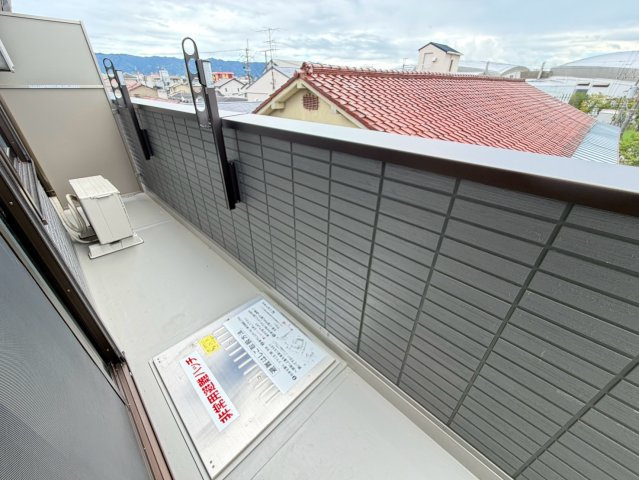 D-ROOM中小阪のバルコニー