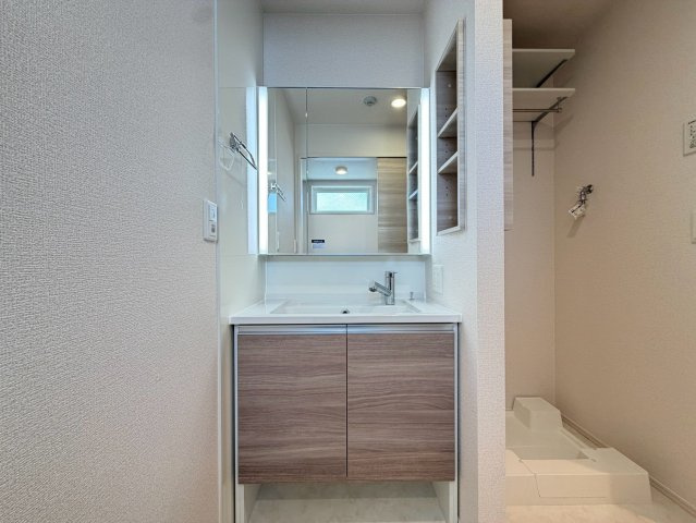 D-ROOM中小阪の独立洗面台