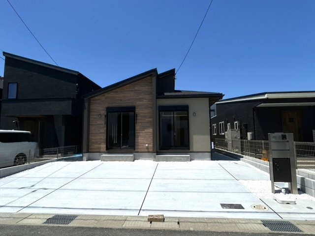 泉南市男里７丁目　新築戸建の外観
