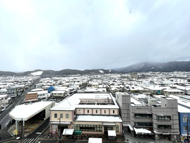 じょい下鴨の展望|共用廊下側からは五山の送り火を望めます。