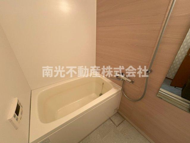 リヴィエール菱南の浴室