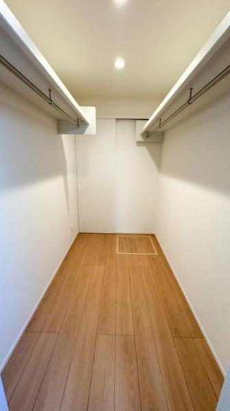 【新築戸建】南区久世大薮町「向日町」2LDK+S（納戸）の収納