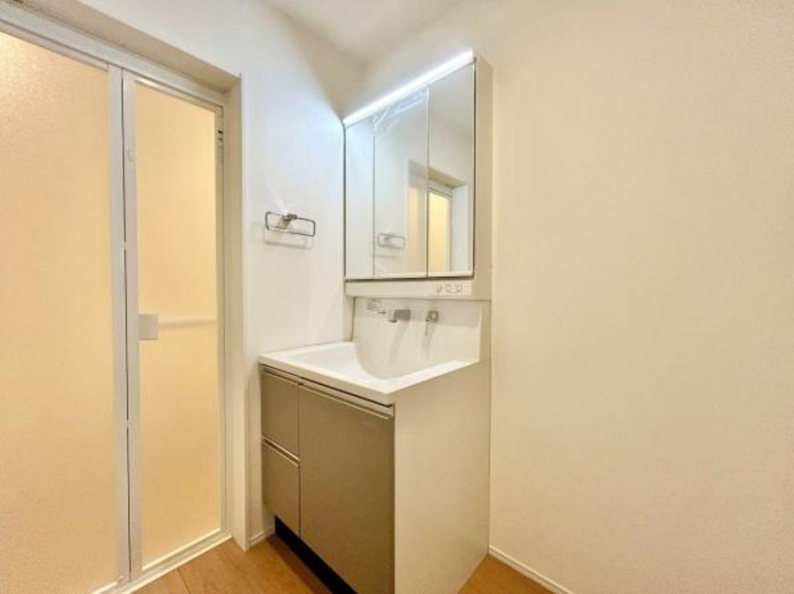 【新築戸建】南区久世大薮町「向日町」2LDK+S（納戸）のランドリースペース