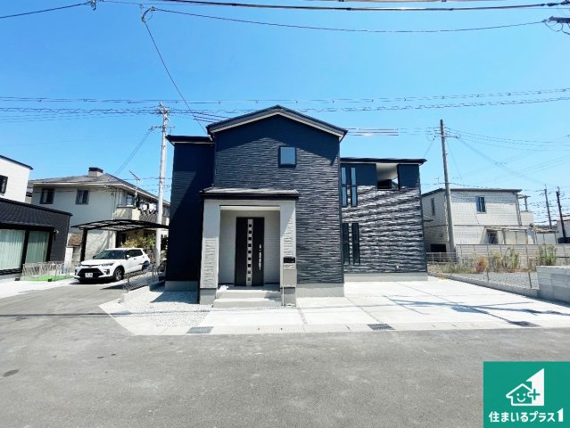 高砂市阿弥陀町北池　第2期　新築一戸建ての外観|周辺は落ち着いた街並みの住宅地！子育てがしやすい住環境です！まだ未完成ですが、現地でしかわからない事もございます。是非一度ご覧ください。