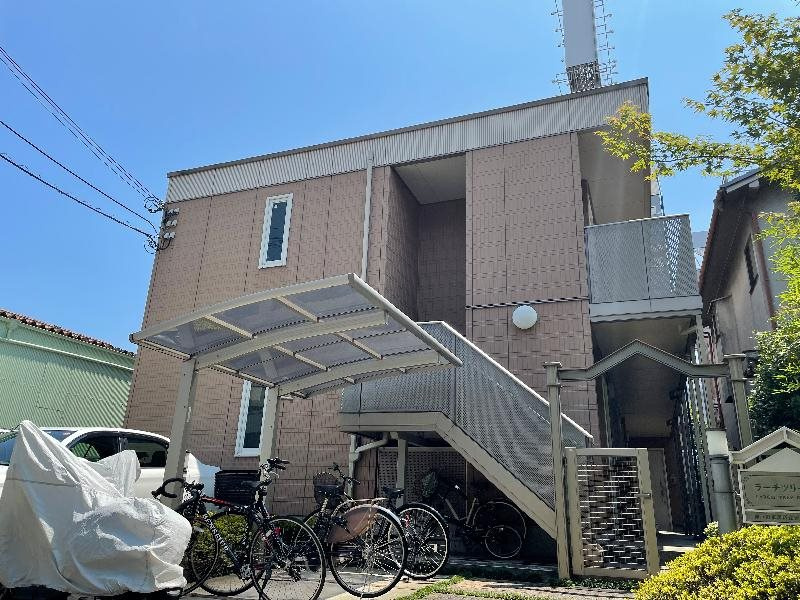 神戸市東灘区住吉南町５丁目の駐車場の外観