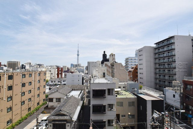 【展望】 | サンレイ浅草 | お部屋からの眺望。バルコニーからの景色です～即日のご見学可能～　お問合せはお気軽にどうぞ。
