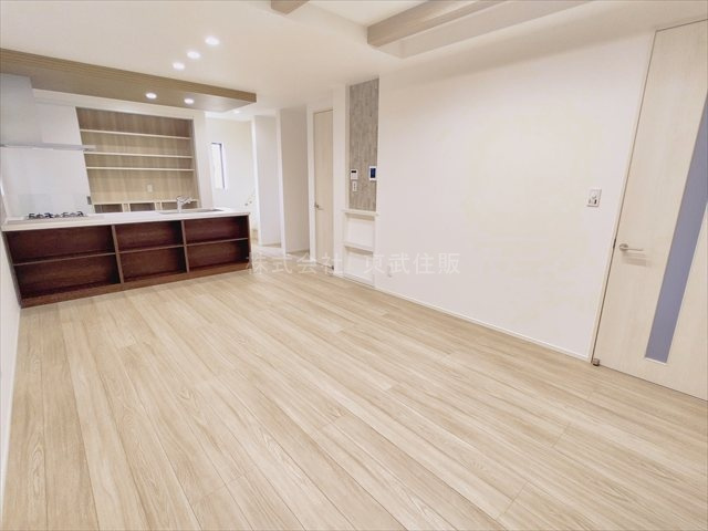 【居間・リビング】の画像