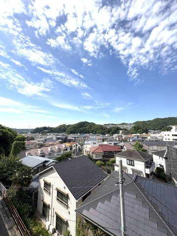 GREEN SIDE LIFE｜木の温もりと暮らす、逗子の丘の家。の展望