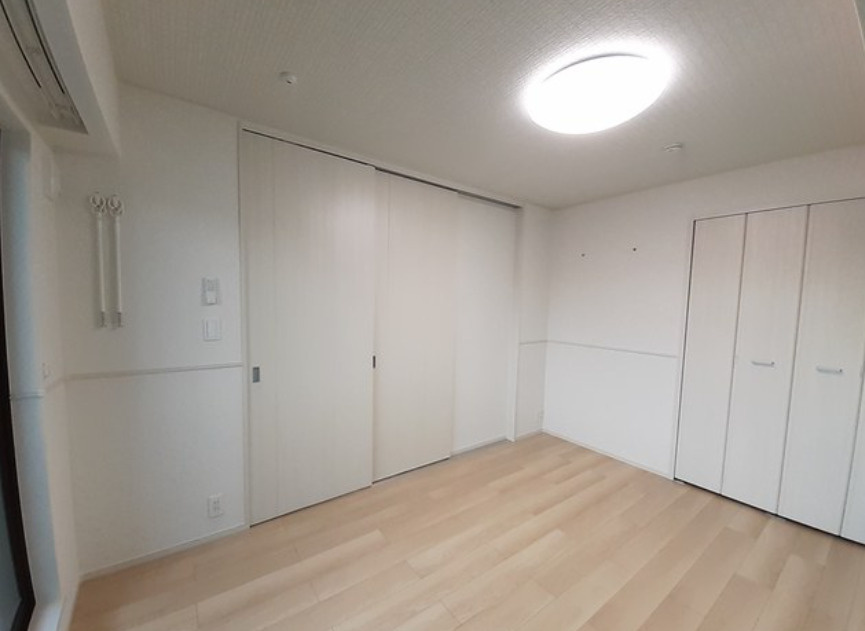 Ensoleilleの洋室