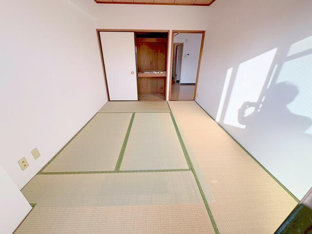 【寝室】
