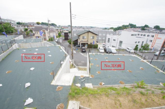 【周辺】 | 【仲介手数料無料】川崎市麻生区千代ヶ丘8丁目　売地（全10区画）No.7区画　3980万円 | 右手がNo.3区画です。