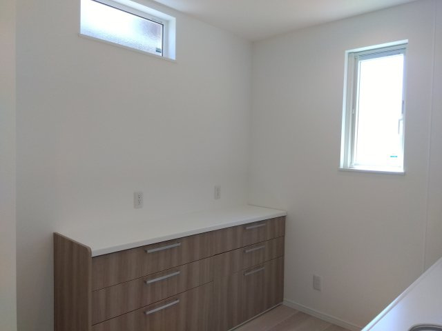 八戸市江陽１丁目の収納|大容量のカップボード