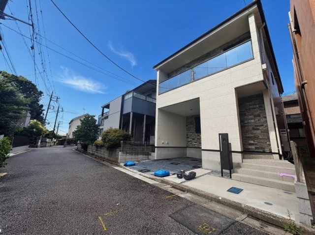 練馬区三原台3丁目 限定1棟の前面道路含む現地写真|伸びやかな約5ｍ公道の面する整形地誕生しました