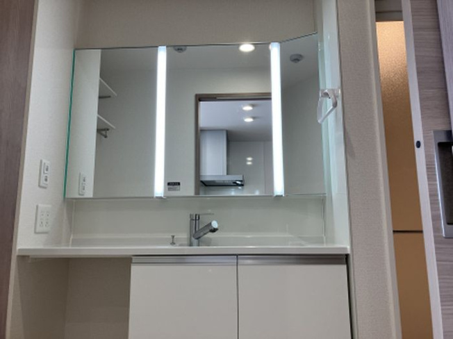【洗面所】 | le lien