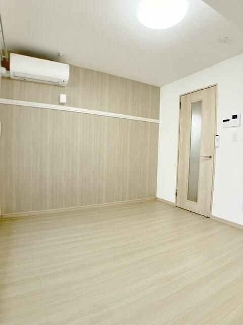 ＳＡＰ市川Ⅵの居間・リビング