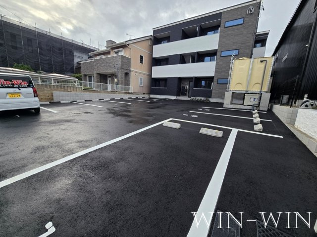 LE COCON 豊橋 Ⅱの駐車場