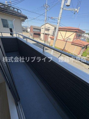 【バルコニー】 | 岡田戸建て | 南東向き