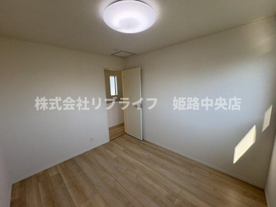 【寝室】 | 岡田戸建て