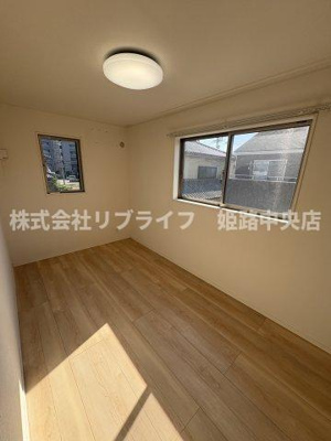 【寝室】 | 岡田戸建て