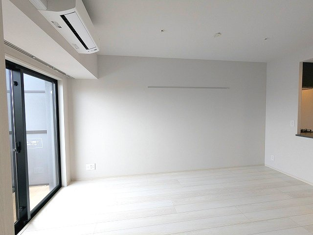 LEFOND PROGRES上野御徒町の設備|ルームカラー3LDKモカグレージュ、その他奇数階オーガニックナチュラル、偶数階ノーブルホワイト、インターネット無料、カウンターキッチン、エアコン3台付