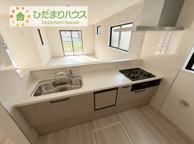 【キッチン】 | 取手市戸頭17期　新築戸建　2号棟 | 料理をしながらでも、ご家族との会話を楽しめる対面式キッチン♪