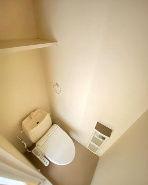 グレース萩野町　Ｂ棟のトイレ|写真は同建物の別のお部屋です。