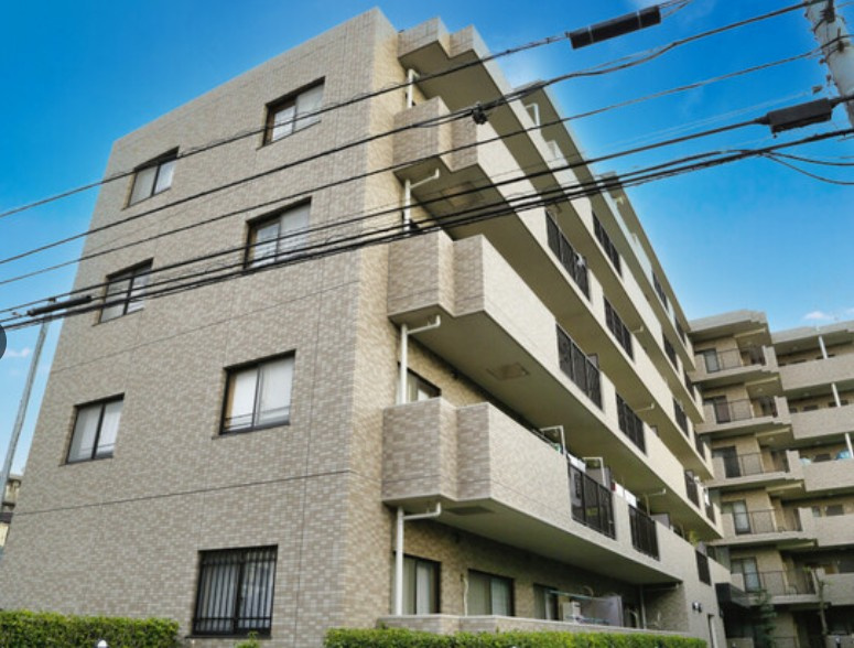 アークハイム和光の外観