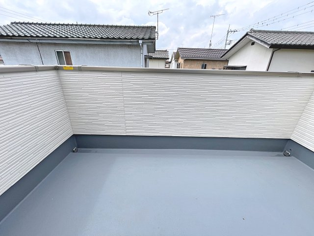 新築戸建・新築建売　太田市東矢島町　旭小学校・旭中学校のバルコニー|南側のバルコニーは陽当たりが良くお洗濯物も良く乾きそうです！